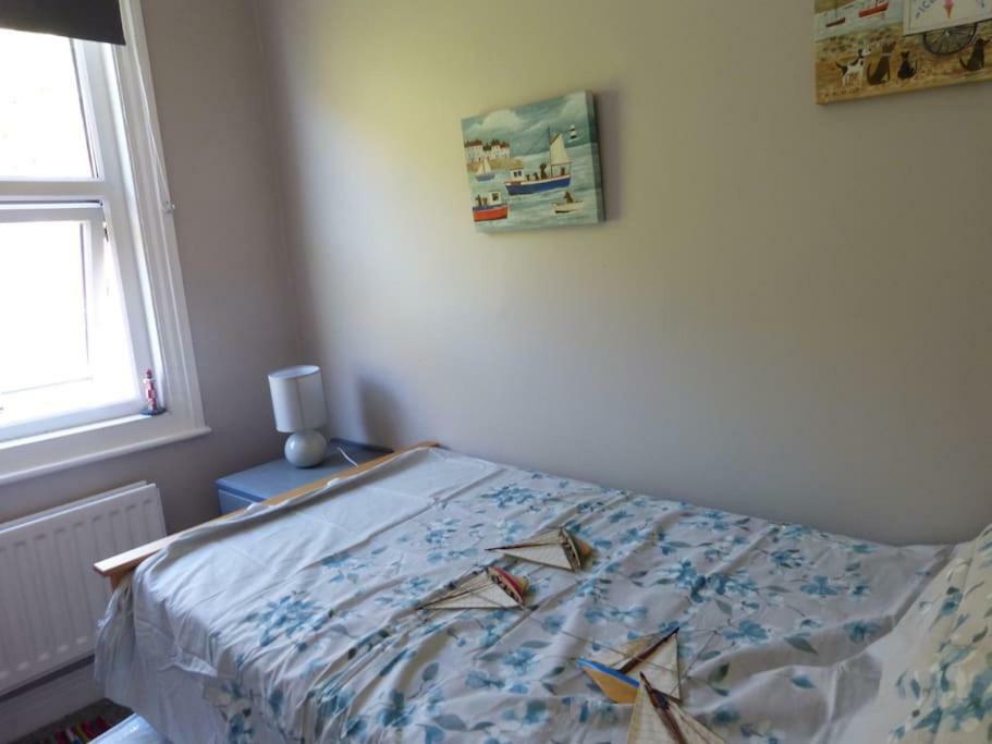 Whiterock Rocks !! Apartman Hastings Kültér fotó